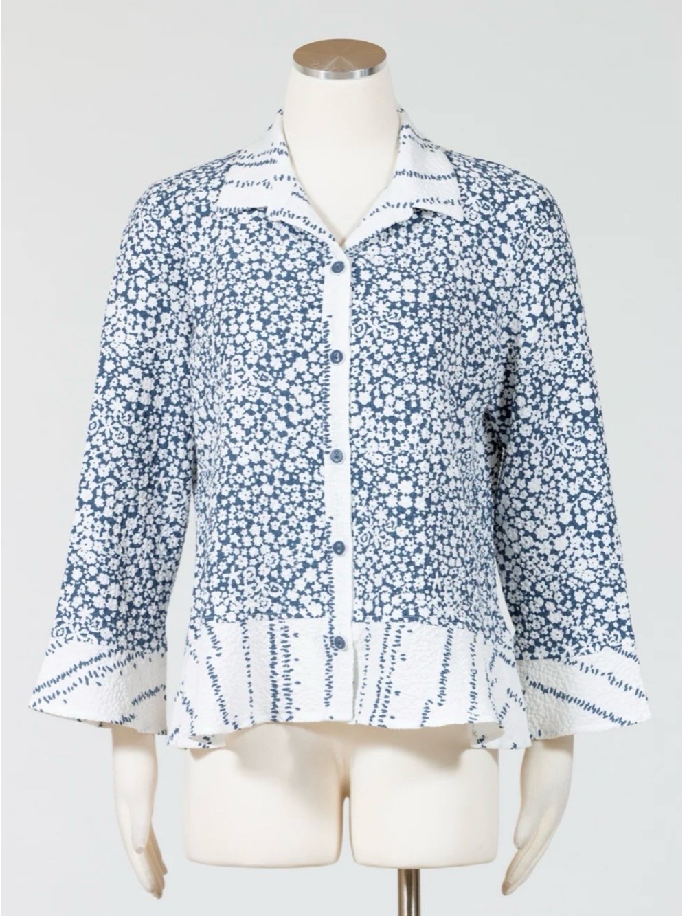 Habitat Navy and White Coastal Floral Long Sleeve Button Shirt. Size Large - Picture 11 of 12